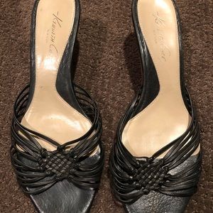 Kenneth Cole low heel sandals